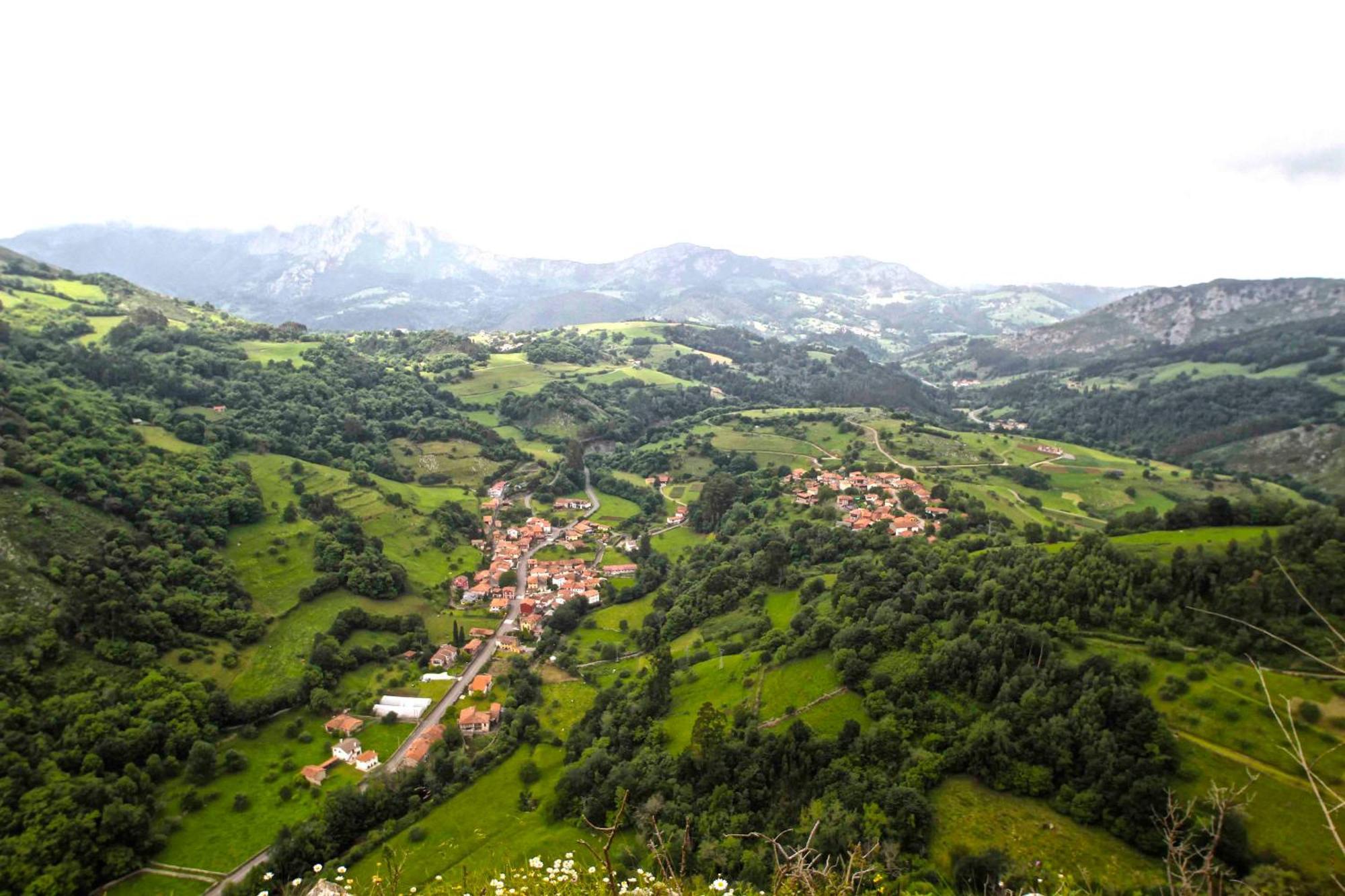 La Bolera Paraiso Astur リャネス エクステリア 写真